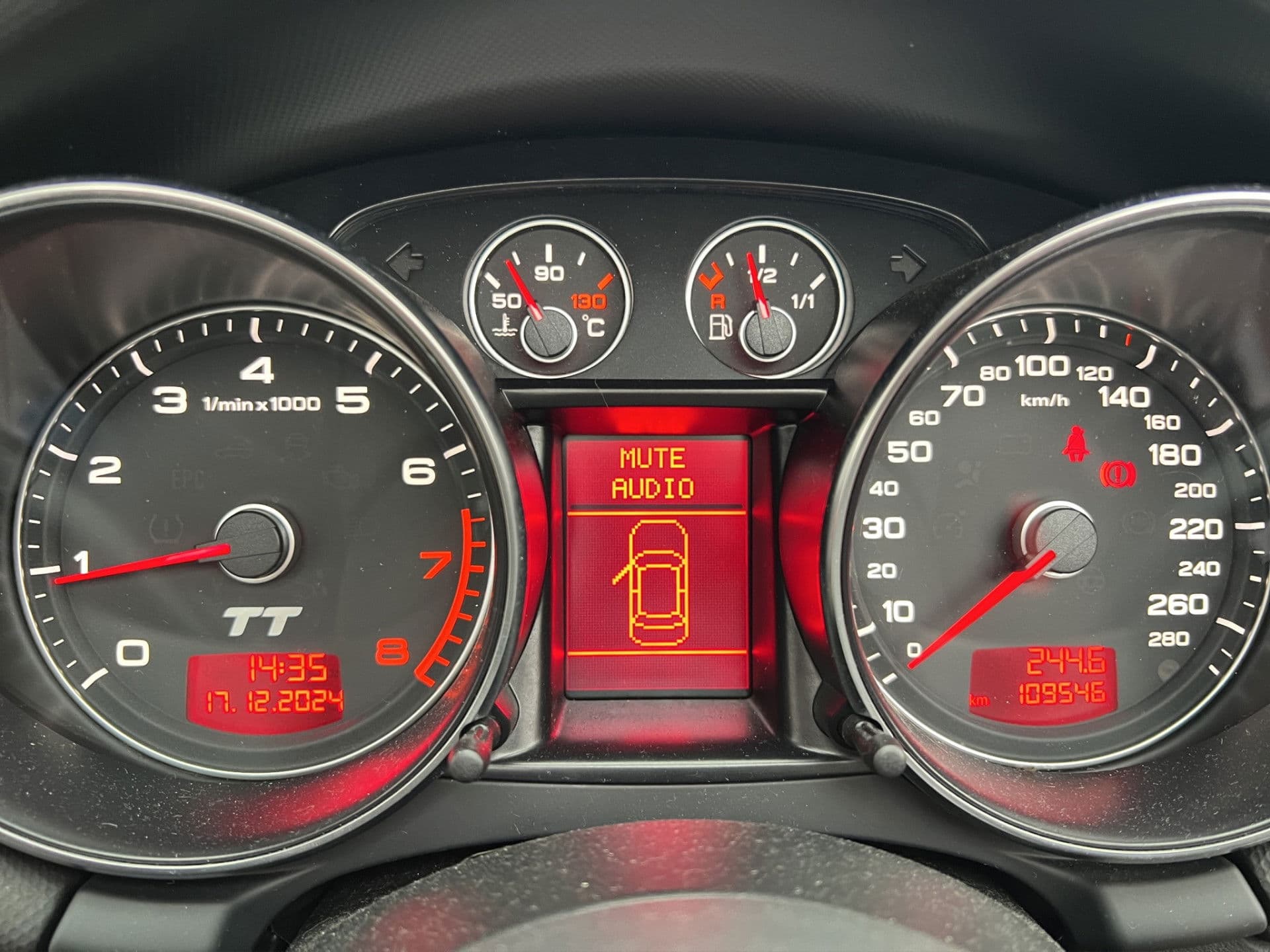 Audi TT Roadster 2.0 TFSI Pro Line | Originele kilometers | APK 9-2026 thumbnail 16