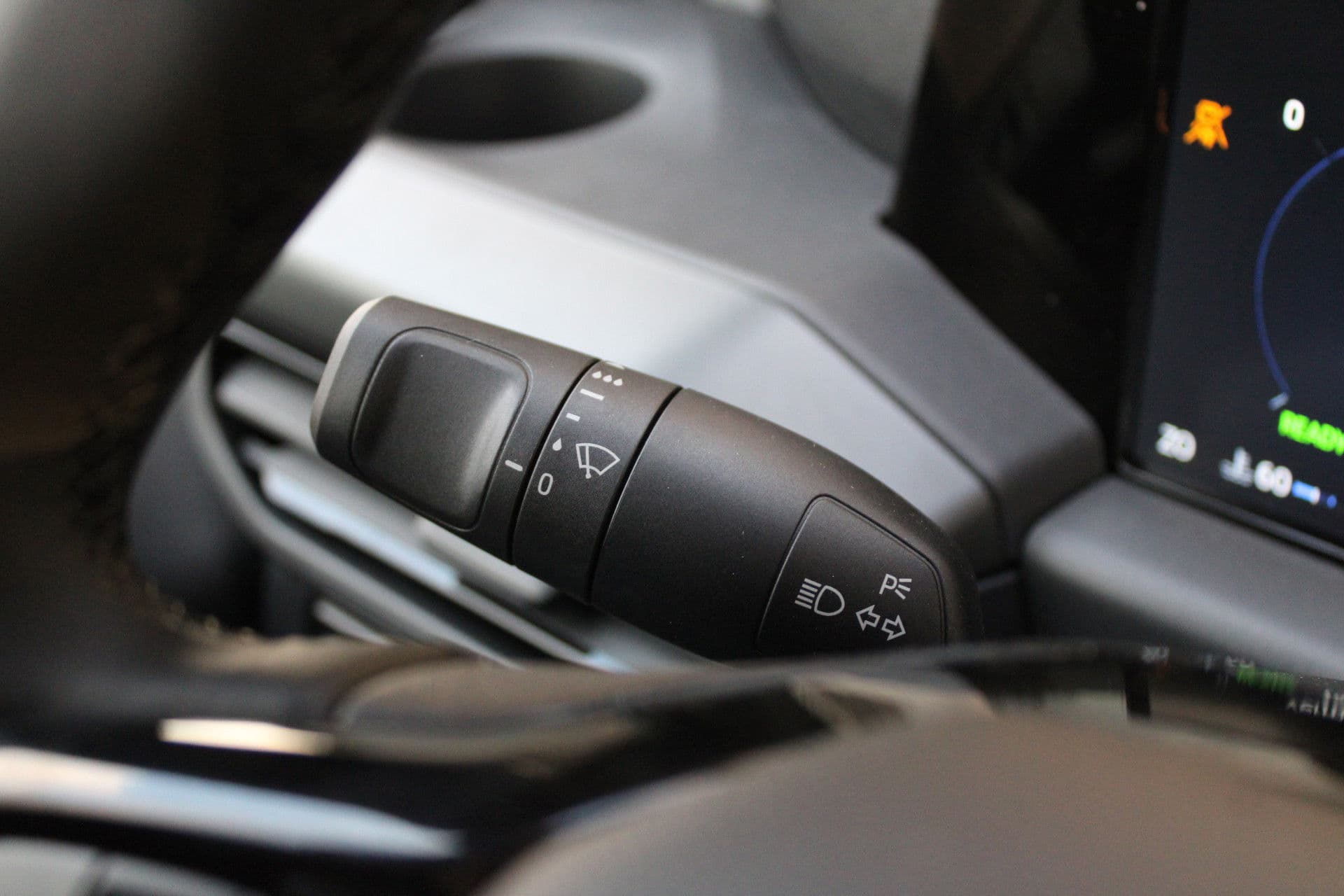 Ford Transit Custom 320 2.5 PHEV L1H1 Sport DC 232pk - 2x Schuif - 360 Camera - ACC - Keyless - Stoel/Stuurverwarming - Blindspot - Incl BPM - Rijklaar thumbnail 20