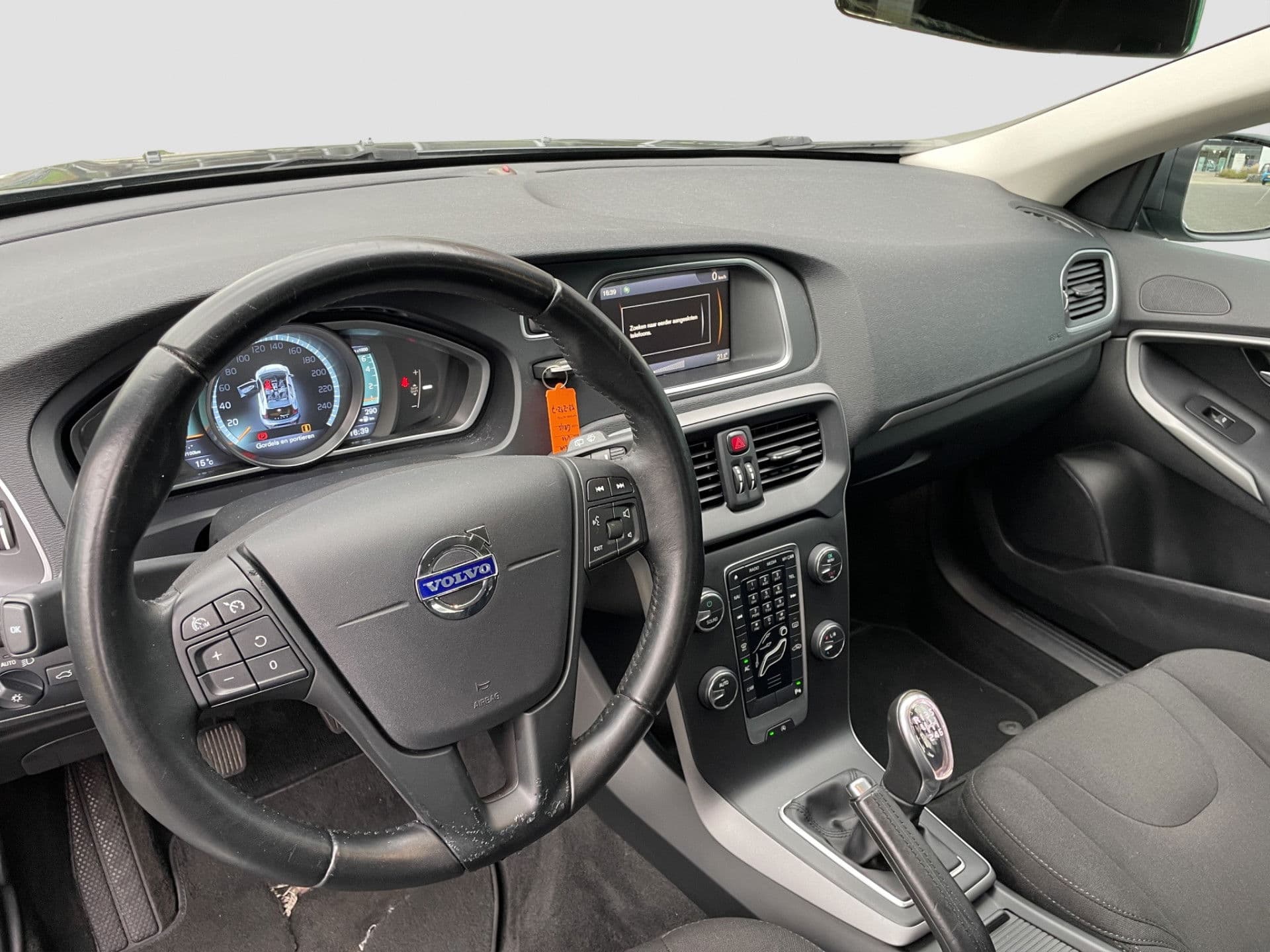 Volvo V40 1.6 T3 Kinetic Camera | Cruise | Climate | Trekhaak thumbnail 11