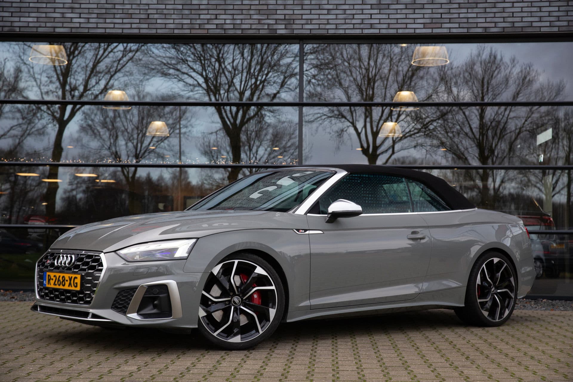 Audi S5 Cabriolet 3.0 TFSI S5 quattro 480pk , Laser, Bang&Olufsen, Eventuri, Quantum Grau thumbnail 2