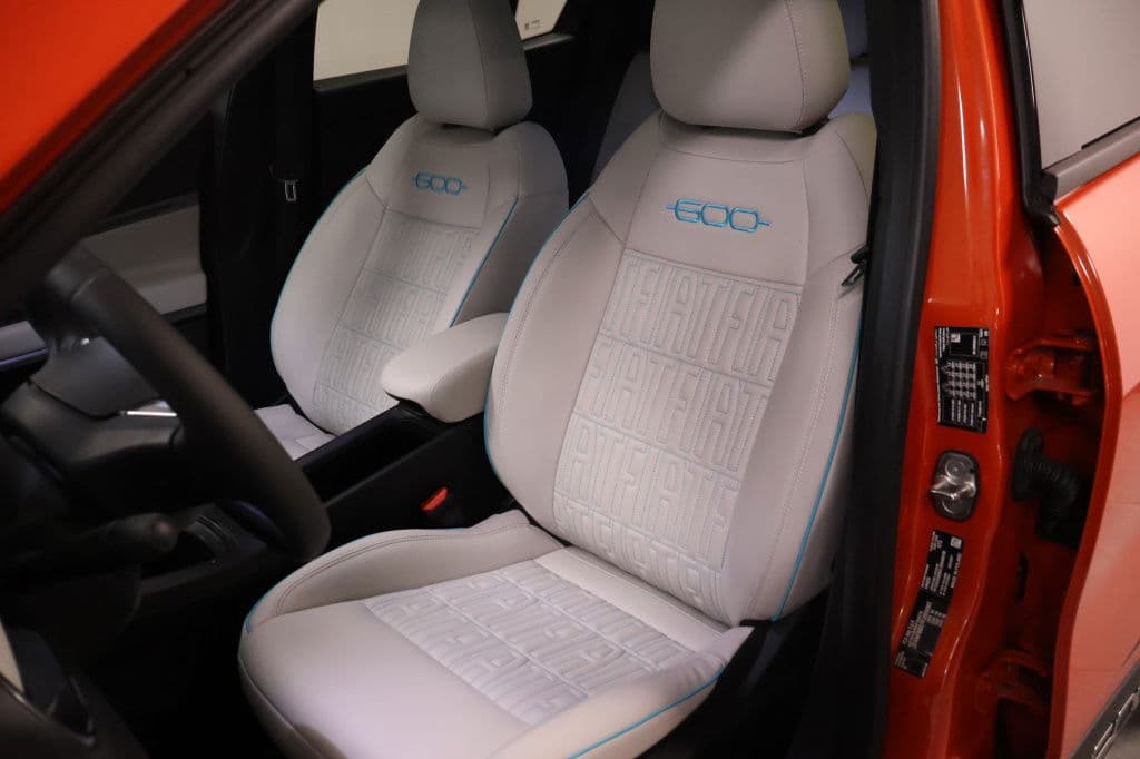 Fiat 600E La Prima 54 kWh thumbnail 9