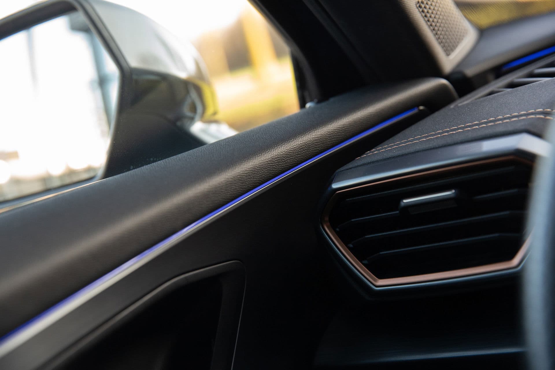 CUPRA Formentor 1.5 TSI Business Edition , Adap. cruise, Achteruitrijcamera, Sfeerverlichting, thumbnail 25