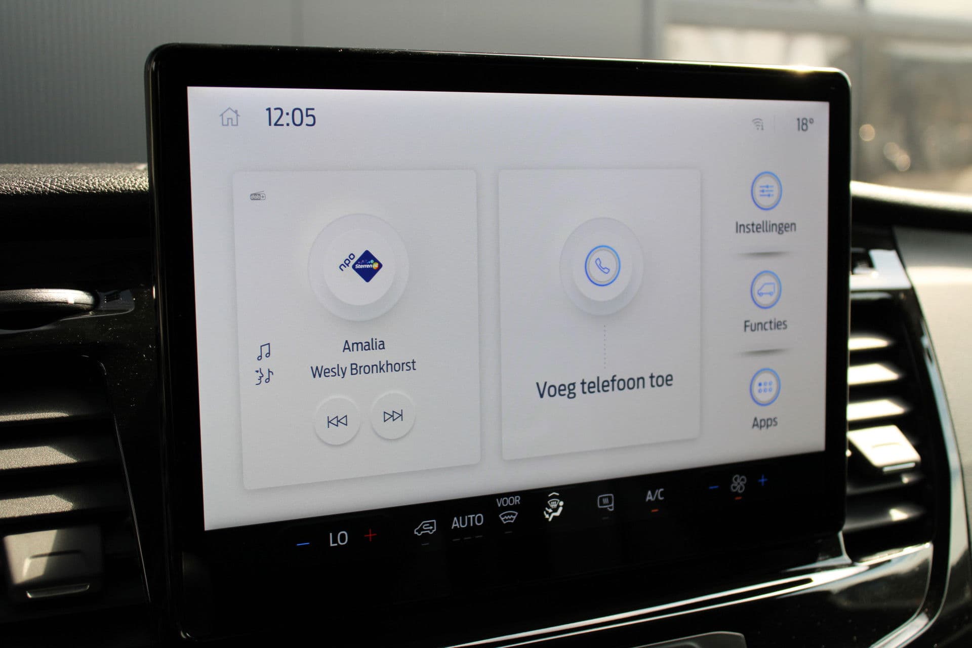 Ford Transit 350 2.0 TDCI L3H2 Trend 130pk Trend - Carplay - Android - 360 Camera - Climate - Cruise - Parkeersensoren - Rijklaar thumbnail 22