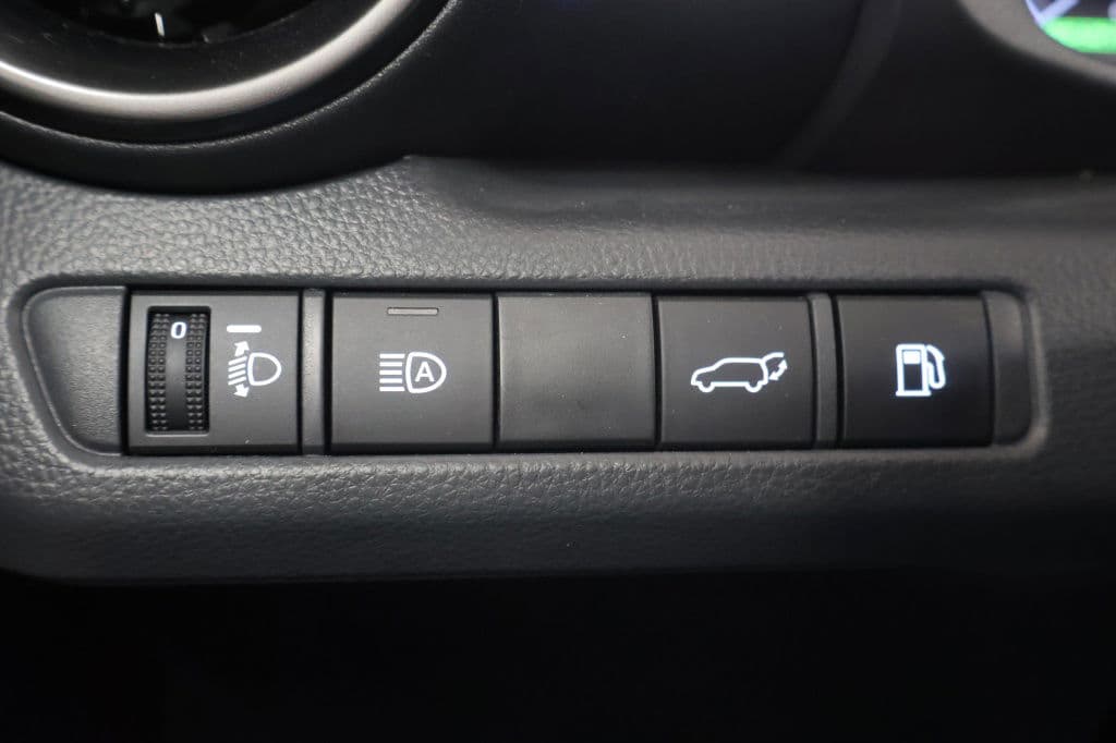 Toyota C-HR 1.8 Hybrid 140 Dynamic | Elektrische achterklep | Winter Pack thumbnail 17