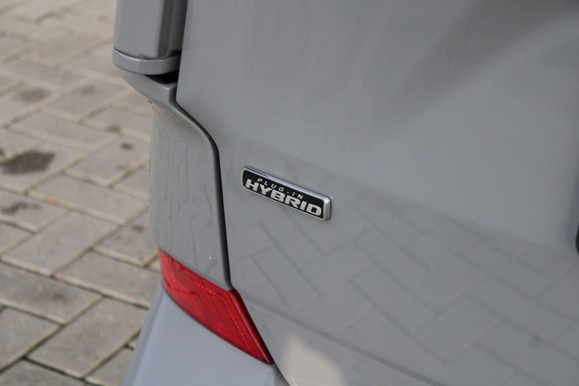 Ford Transit Custom 320 2.5 PHEV L2H1 Limited 232pk - 2x Schuifdeur - Trekhaak - Stoel/Stuurverwarming - ACC - Blindspot - Keyless - Rijklaar thumbnail 28