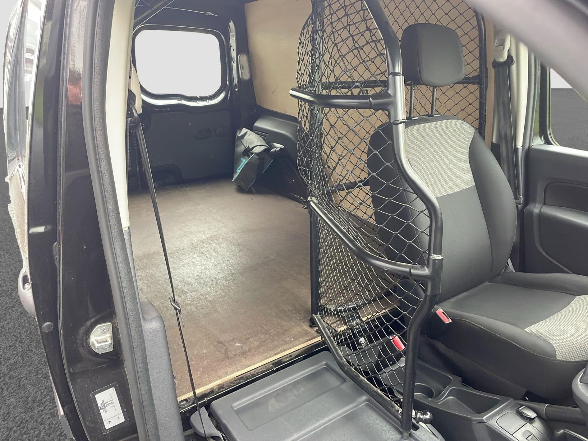 Renault Kangoo Z.E. Maxi 33 KwH (ex. accu) Camera | Airco | Stoelverwarming | Huurbatterij | SOH 95,7% thumbnail 18