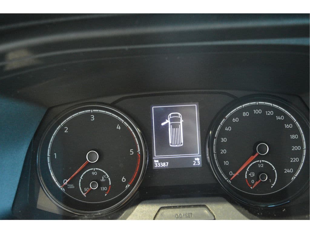 Volkswagen Transporter 2.0 TDI L2H1 airco cruise navi trekhaak pdc 150 pk !! thumbnail 17