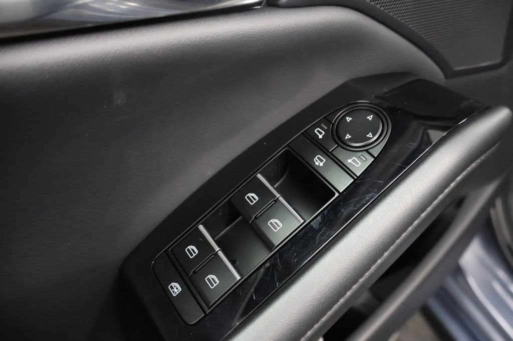 Mazda 3 2.0 e-SA-G Exclusive-line | Leder | All-Weather banden thumbnail 7