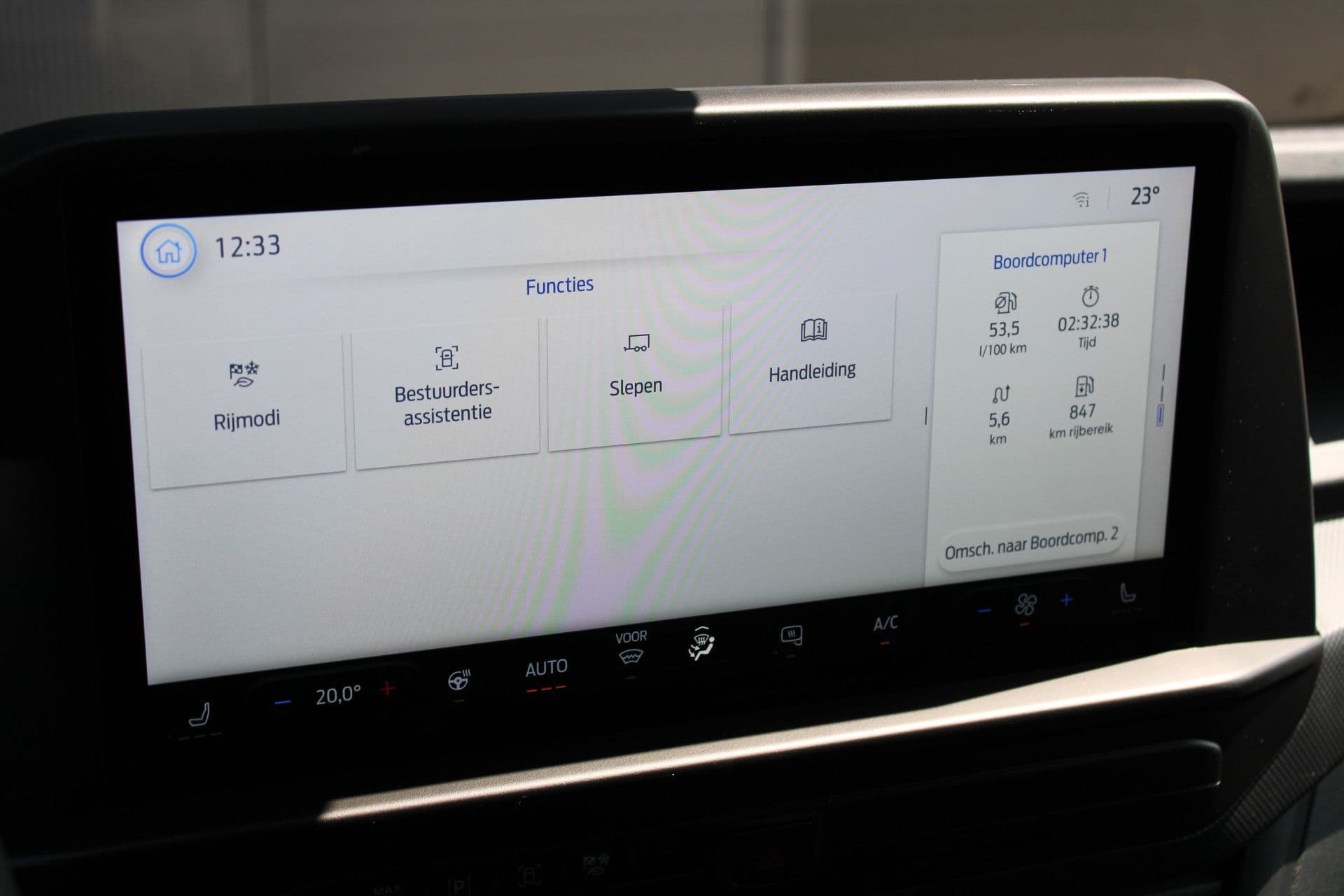 Ford Transit Custom 320 2.0 TDCI L2H1 Trend DC 136pk - Carplay - Android - Camera - Trekhaak - LED koplampen - Stoelverwarming - Draadloos laden - Rijklaar thumbnail 28