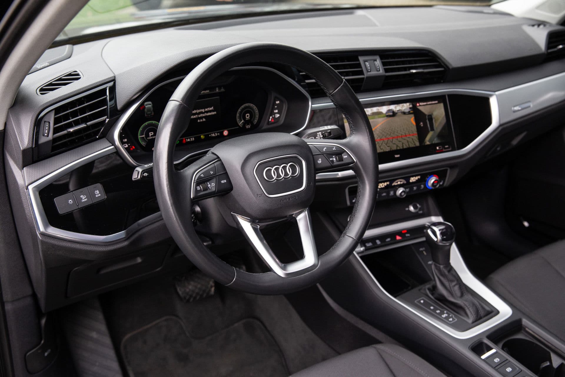 Audi Q3 45 TFSI e S edition , Panoramadak, Sonos, Adap. cruise, thumbnail 5