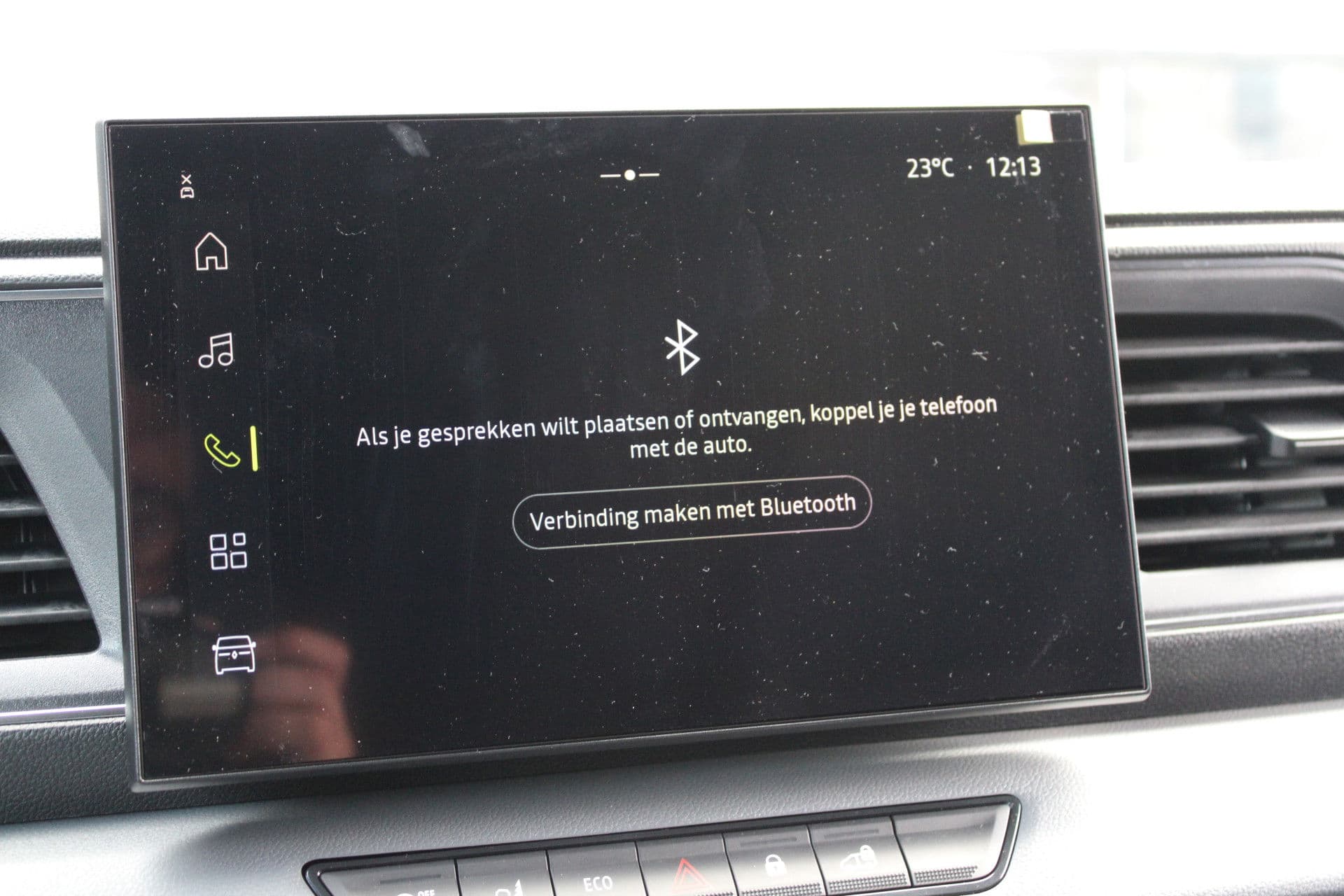 Renault Master T35 2.0 dCi 170pk L2H2 Extra - Navigatie - Camera - 270 gr deuren - Parkeersensoren - Draadloos laden - Rijklaar thumbnail 26