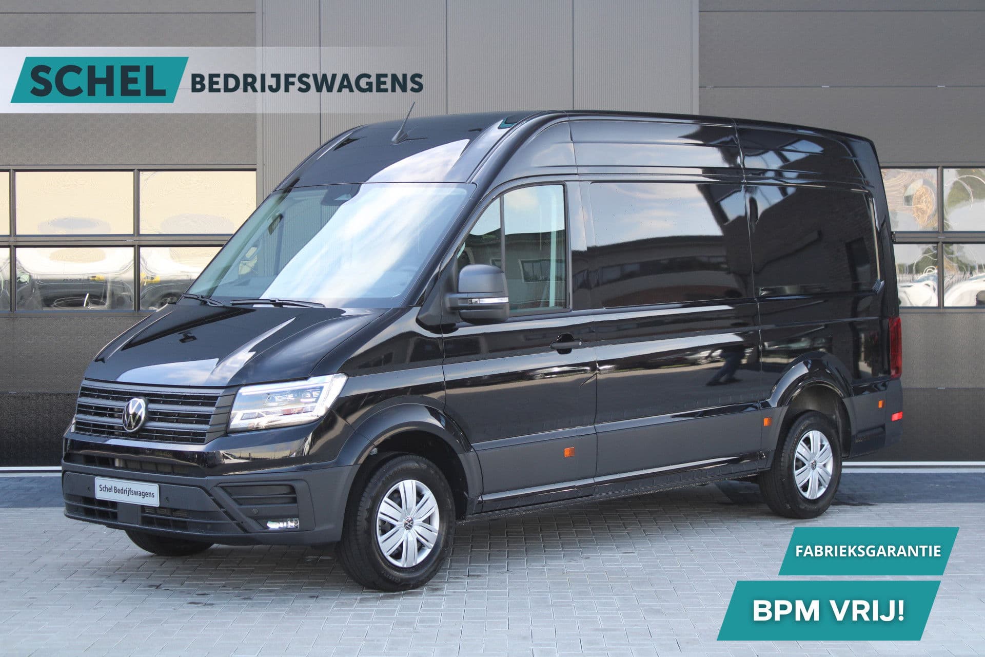 Volkswagen Crafter 35 2.0 TDI L3H3 177pk - Facelift - Navigatie - LED - Geveerde stoel - Virtual cockpit - Camera - Trekhaak - Stoelverwarming - Rijklaar