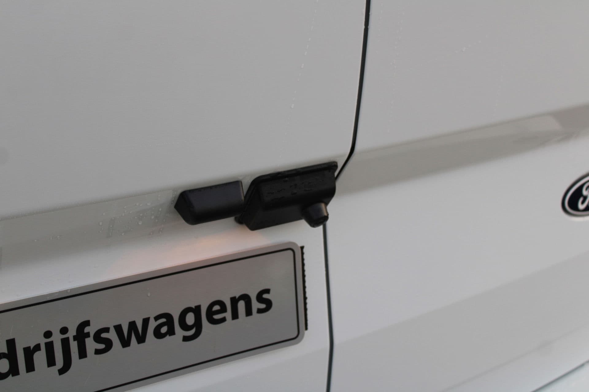 Ford E-Transit Custom 340 L2H1 Limited 65 kWh 218pk - LED - 360 Camera - B&O - ACC - Navi - Stoel/Stuurverwarming - Rijklaar thumbnail 46