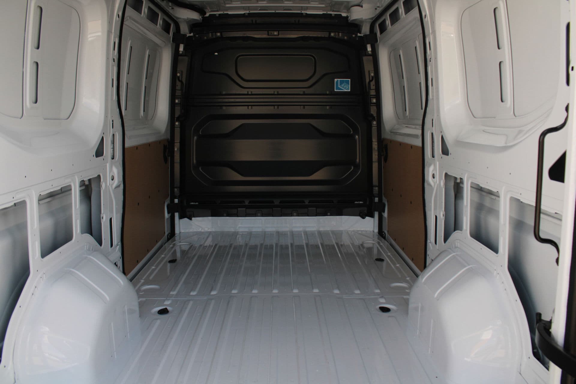 Renault Master T35 2.0 dCi 170pk L2H2 Extra - 2x Schuifdeur - Navigatie - Blind Spot - Camera - Stoelverwarming - Verwarmde voorruit - Rijklaar thumbnail 10