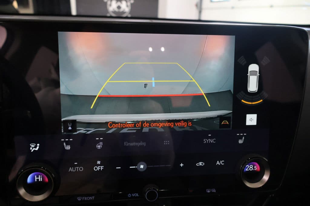 Lexus NX 450h+ AWD Luxury Line | Explorer Pack thumbnail 22