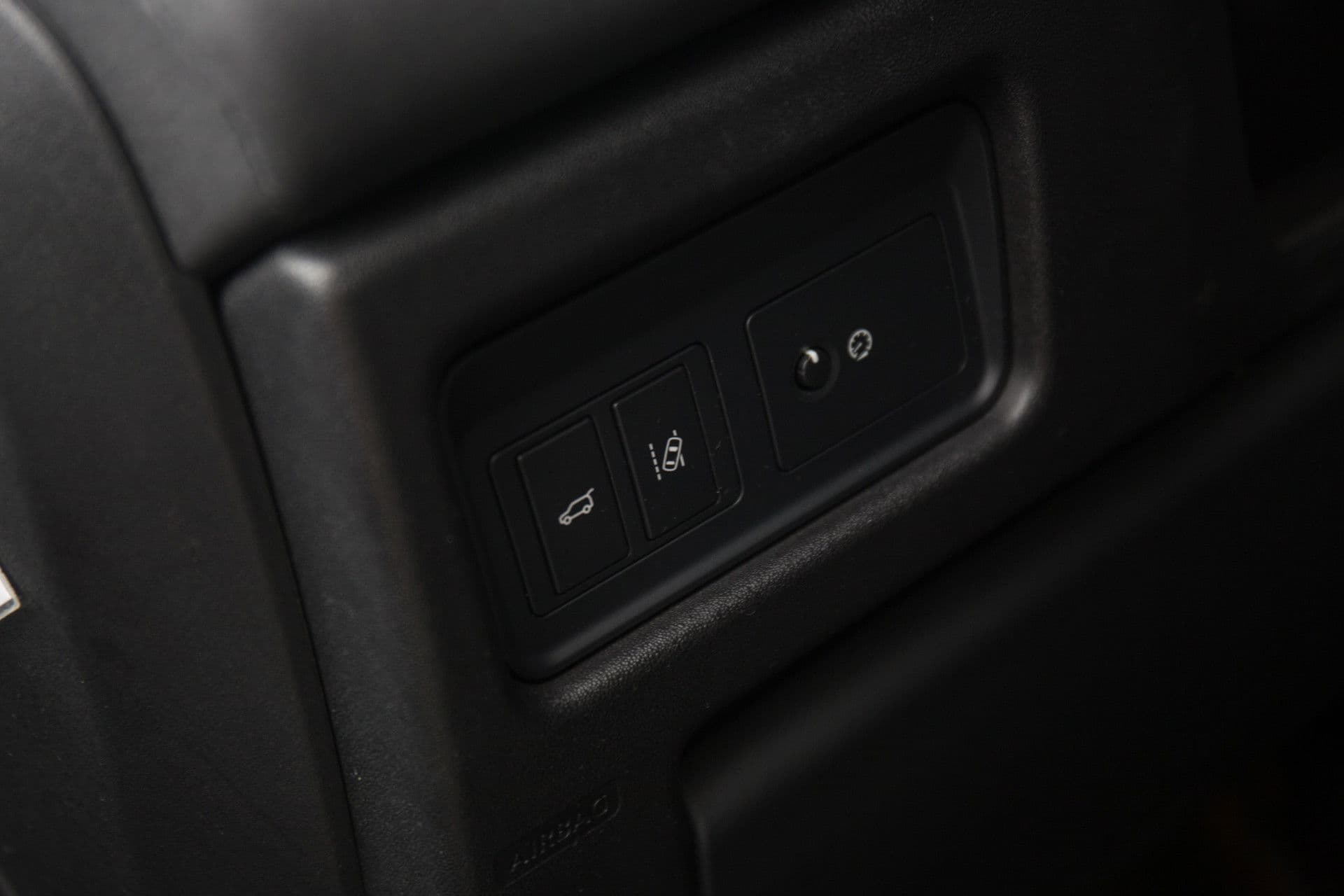 Land Rover Discovery Sport , Grijs kenteken, Leer, Achteruitrijcamera, Trekhaak thumbnail 24