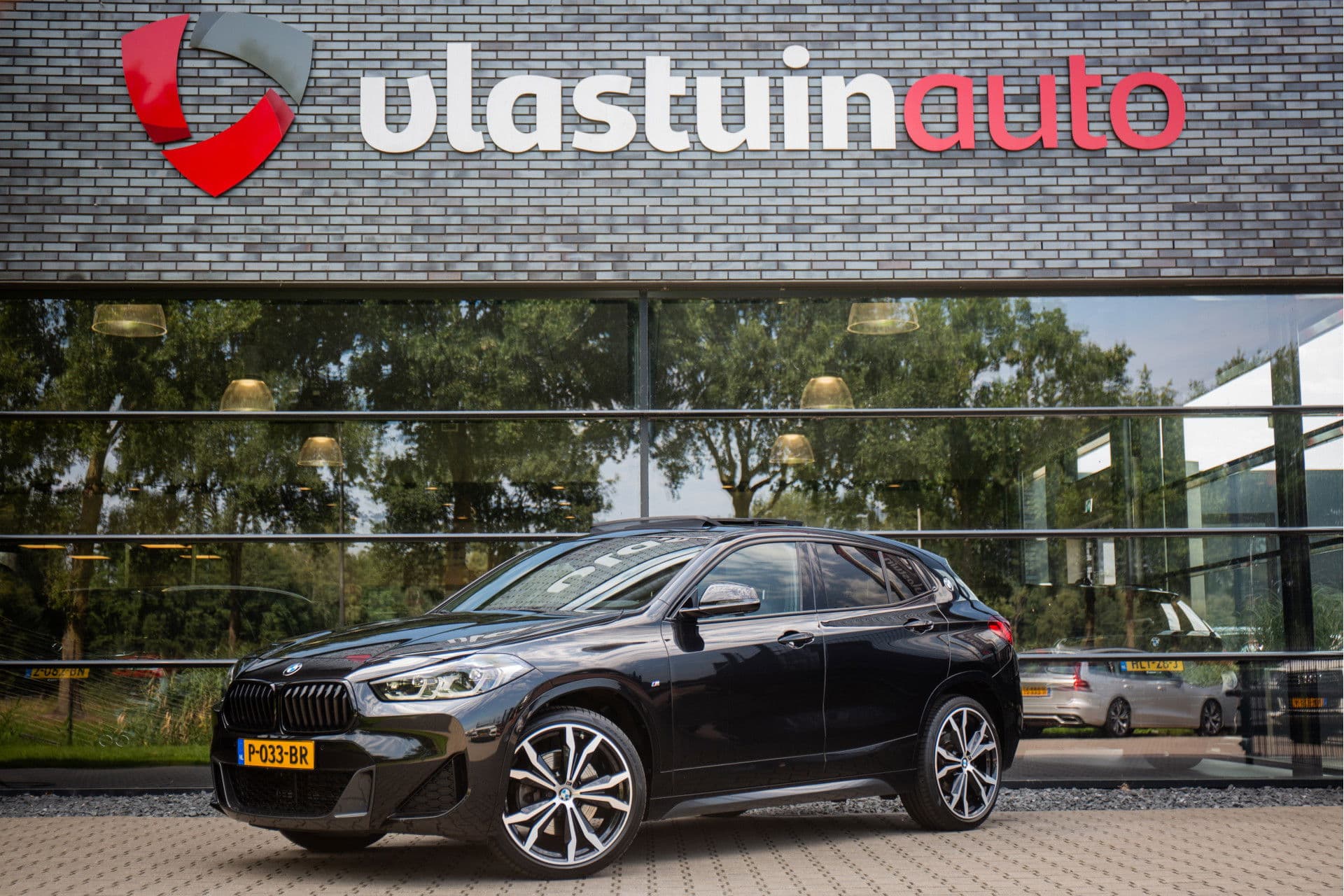 BMW X2 sDrive20i Business Edition , M-Sport, Panoramadak, Head-up display, BMW-Led