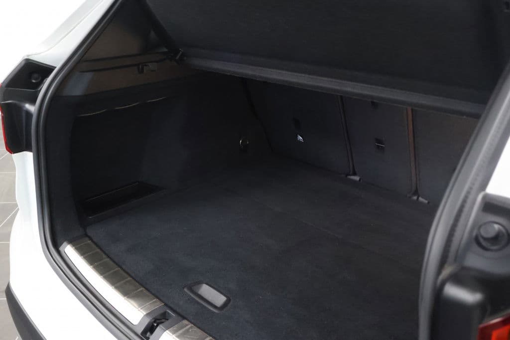 BMW X1 sDrive20i High Executive thumbnail 25