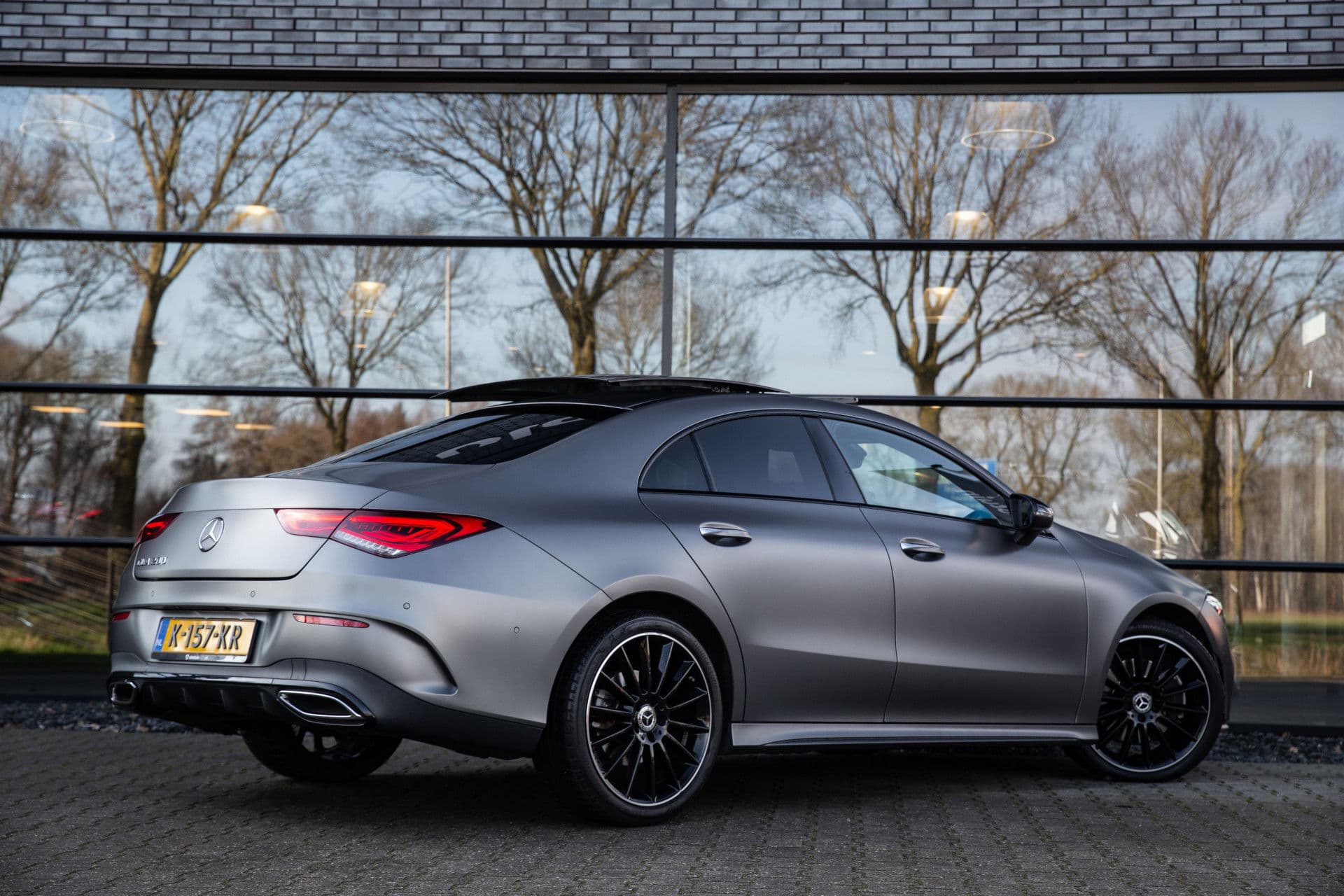 Mercedes-Benz CLA-Klasse 200 Premium Plus AMG , Panoramadak, Burmester, Head-up display, Vol! thumbnail 2