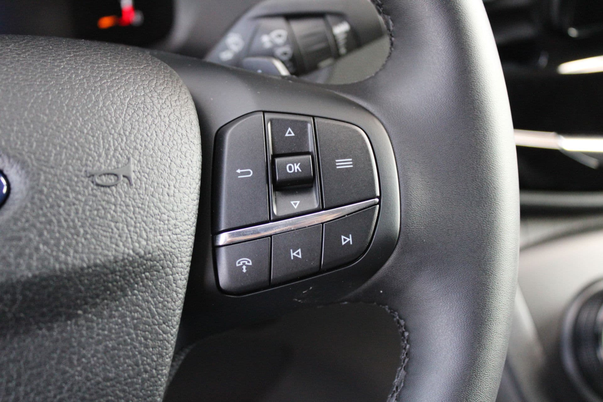 Ford Transit 350 2.0 TDCI L2H2 Limited 165pk - 2x Schuifdeur - Navi - 360 Camera - Adaptive Cruise - Xenon - Blind Spot - Rijklaar thumbnail 15