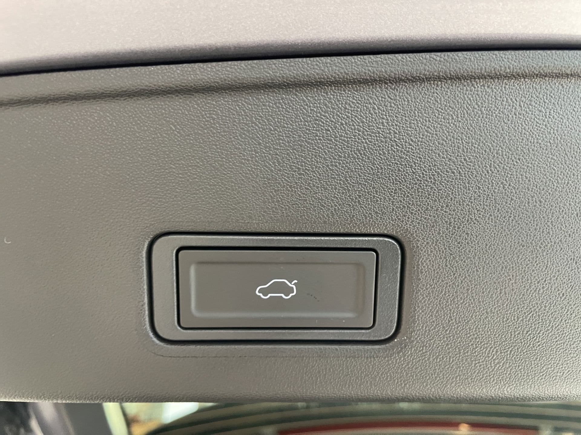 Omoda 5 1.6 T-GDi SHS-H Premium | 1000km range | Pano/schuifdak | 360 Camera! thumbnail 29