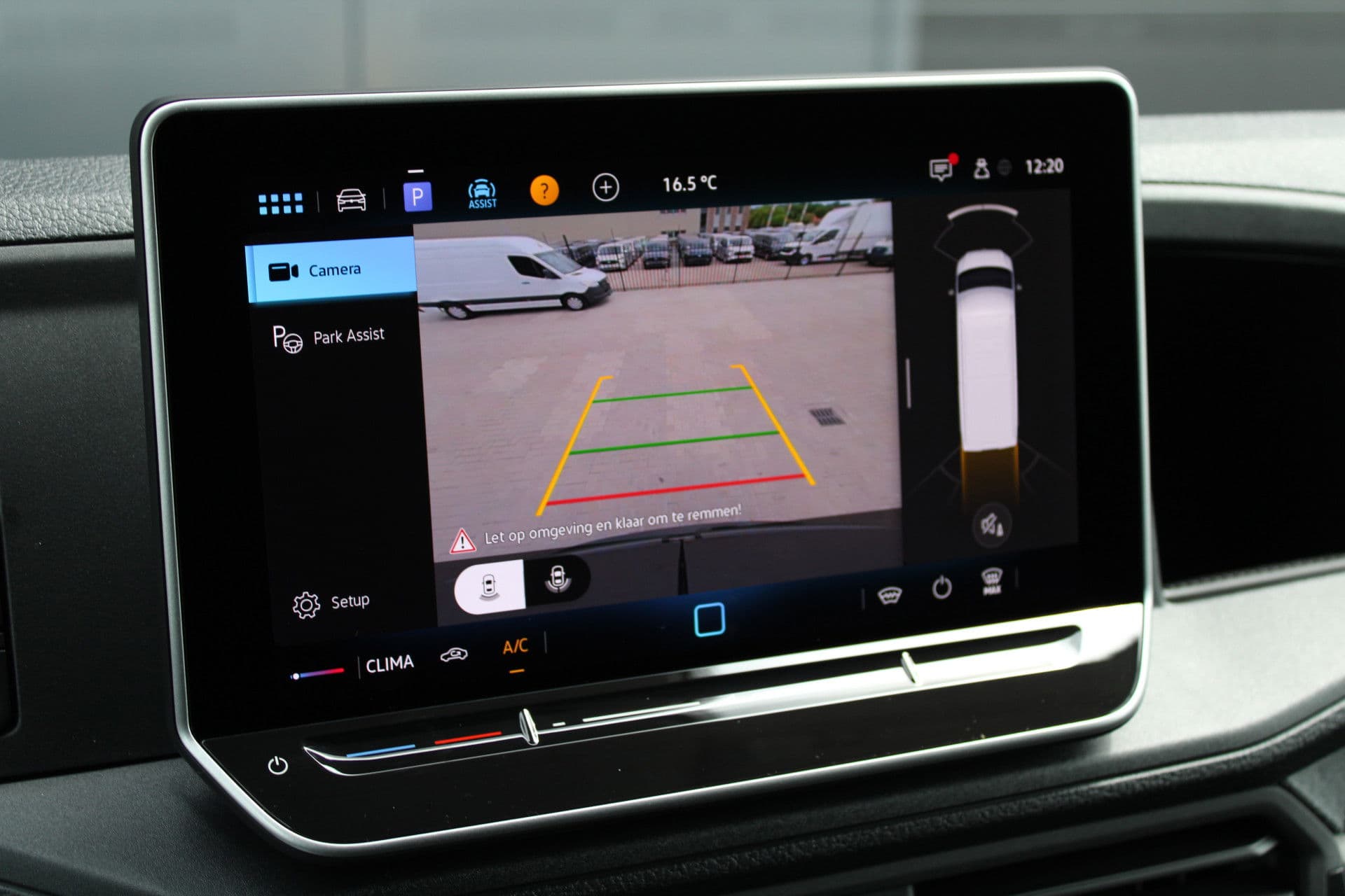 Volkswagen Crafter 30 2.0 TDI L3H3 140pk - Navigatie - DAB - Geveerde Stoel - Camera - Carplay - Rijklaar thumbnail 35