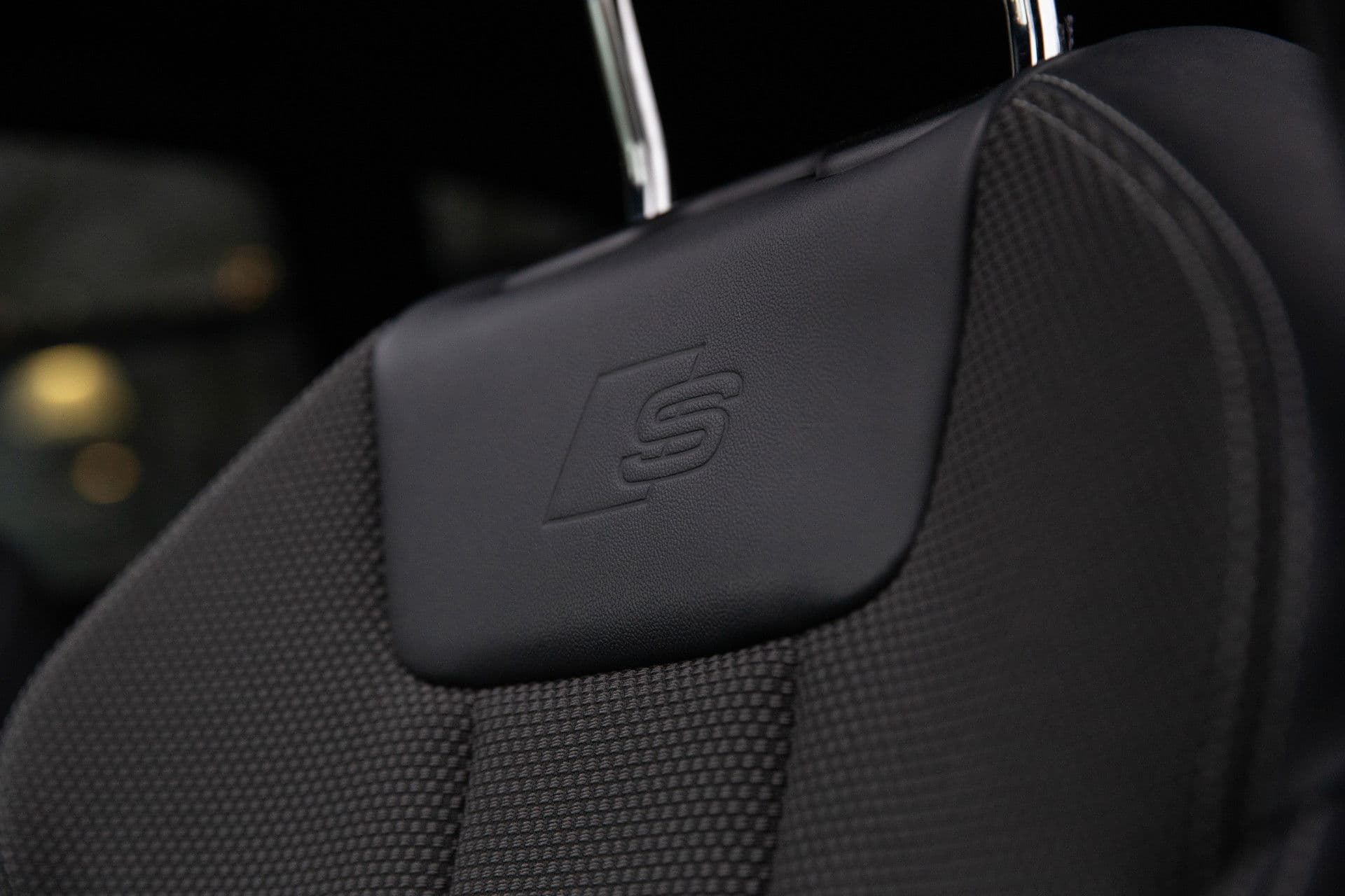 Audi A4 Avant 35 TFSI S edition , Panoramadak, Adap. cruise, Black Edition thumbnail 22