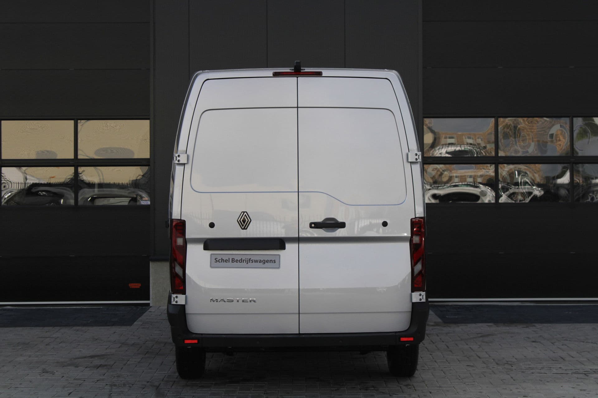 Renault Master T35 2.0 dCi 170pk L2H2 Extra - 2x Schuifdeur - Navigatie - Blind Spot - Camera - Stoelverwarming - Verwarmde voorruit - Rijklaar thumbnail 7