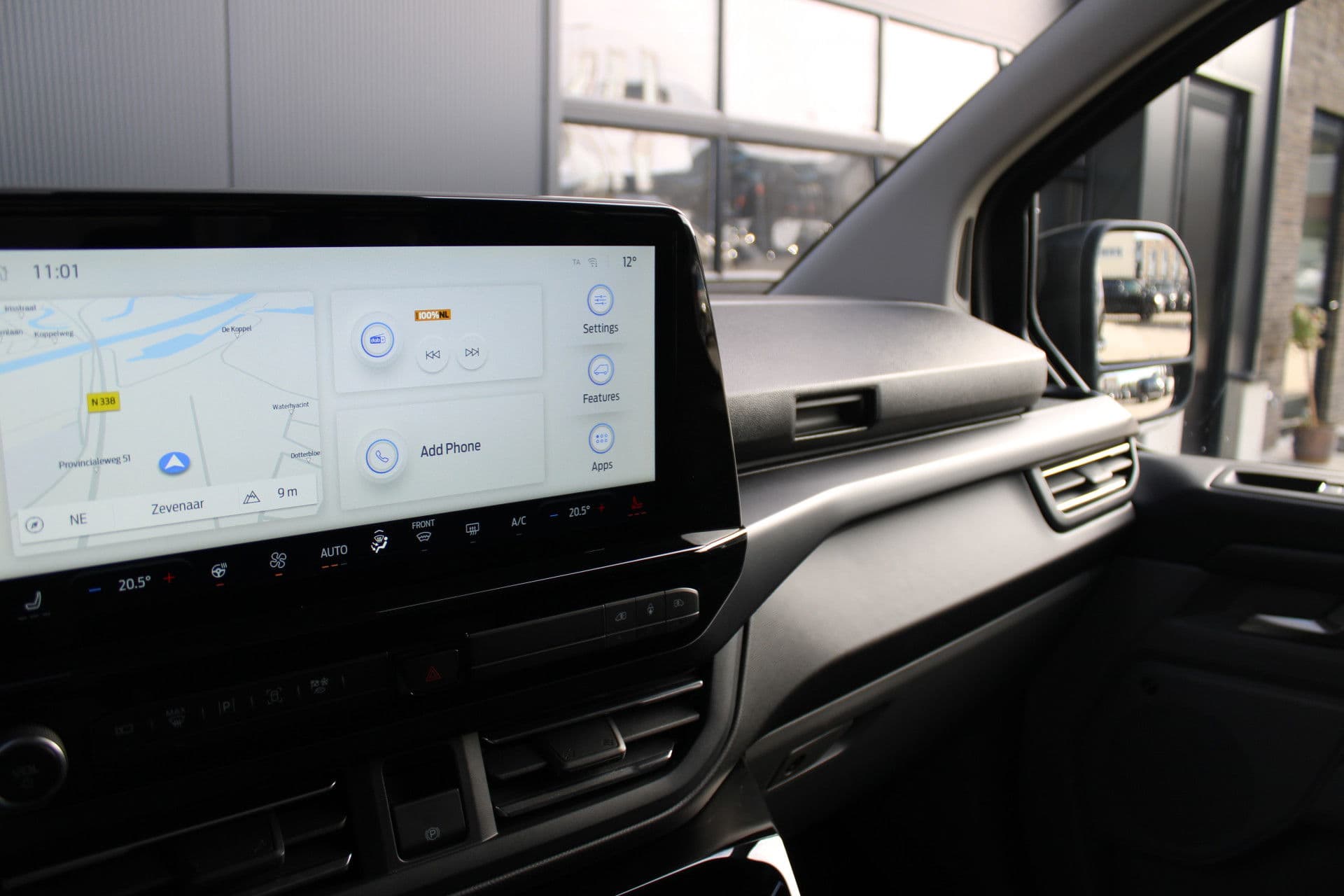 Ford Tourneo Custom 340 2.5 PHEV L2H1 Titanium X 232pk - ACC - Pano - B&O - Elek. schuifdeuren - 360 camera - Elek-Trekhaak - Prijs excl. BTW - Rijklaar thumbnail 38