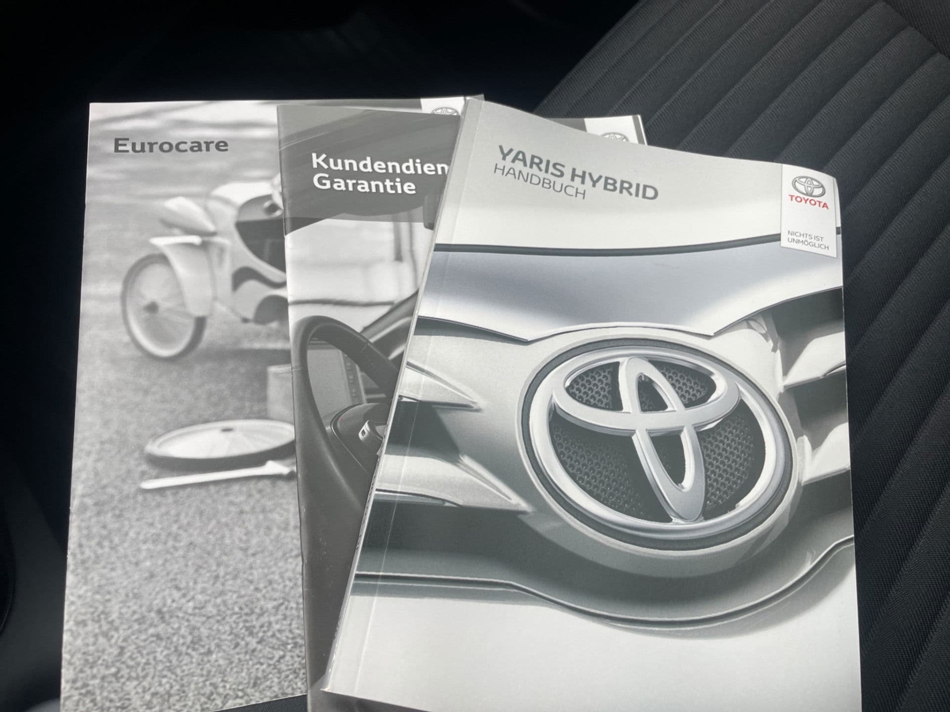 Toyota Yaris 1.5 Hybrid Active Climate | Cruise | Camera thumbnail 25