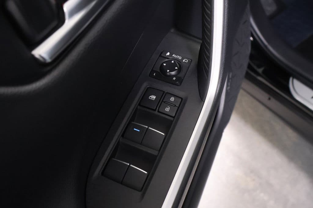 Toyota RAV4 2.5 Hybrid Dynamic | PDC V+A | Dodehoek thumbnail 13