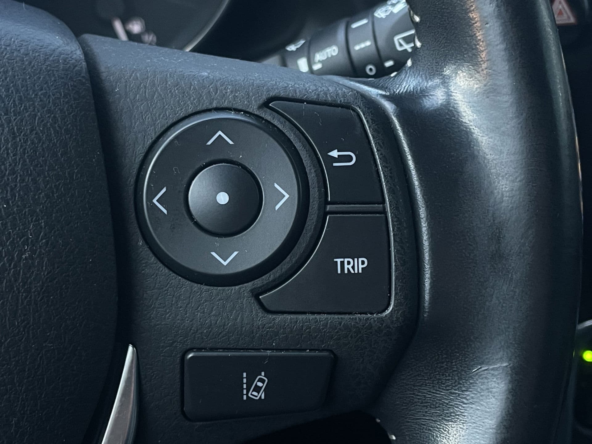 Toyota Auris TS 1.8 Hybrid Dynamic Go Climate | Navi | Keyless thumbnail 11