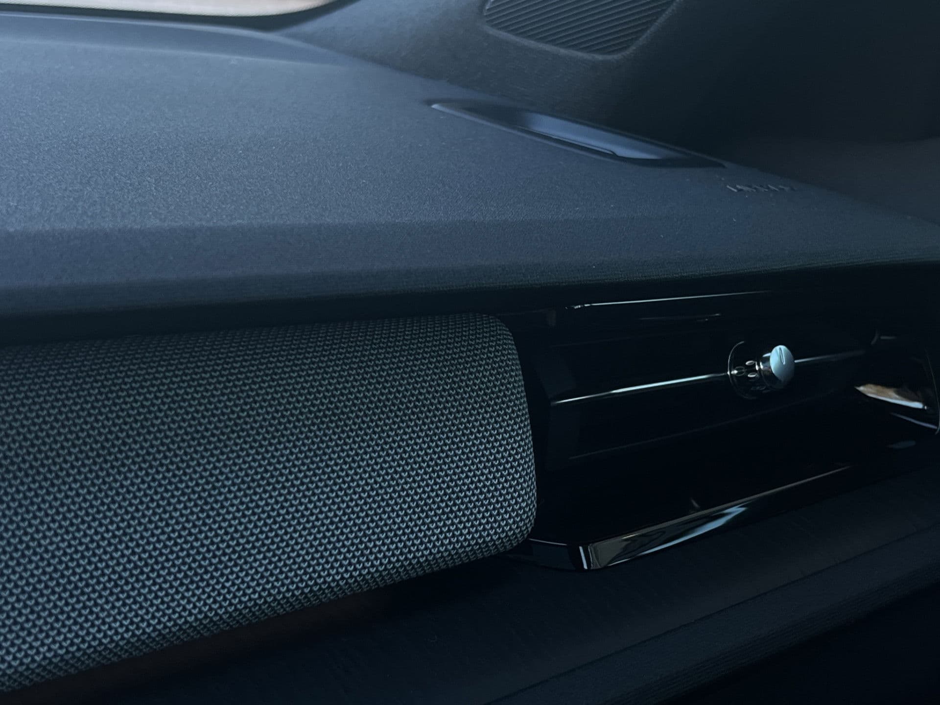 Polestar 2 Long Range Dual Motor Launch Edition 78kWh | Trekhaak | H/K audio | Pano | Pilot pakket thumbnail 14