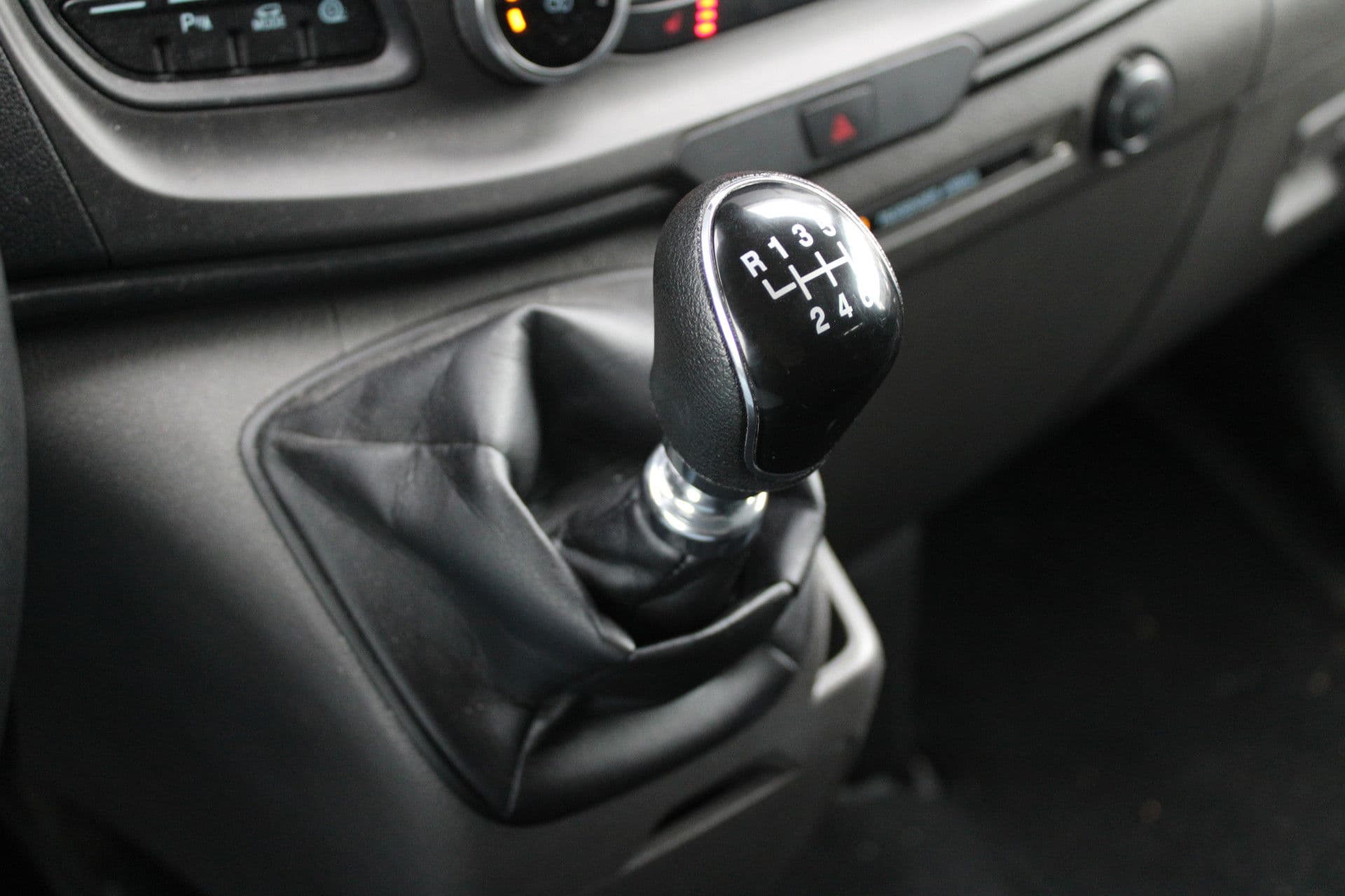 Ford Transit Custom 320 2.0 TDCI L2H1 Trend 130pk - Marge - 9 Zits - Carplay - Stoelverwarming - Camera - Cruise - Sidesteps - Rijklaar thumbnail 29