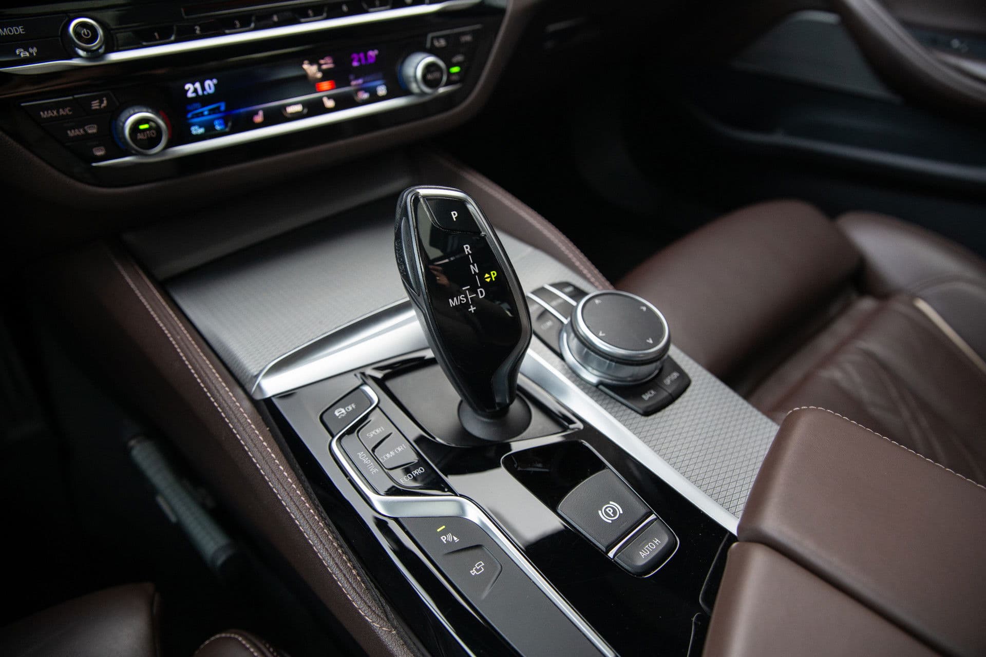 BMW 5 Serie M550i xDrive M-Sport , 4-wielsturing, Panoramadak, Harman/Kardon, Adap. cruise, thumbnail 14