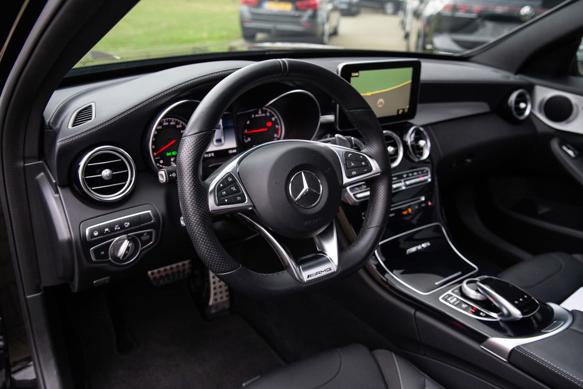 Mercedes-Benz C-Klasse C63 AMG , Panoramadak, Adaptieve Cruise, Memory, 360-camera thumbnail 5
