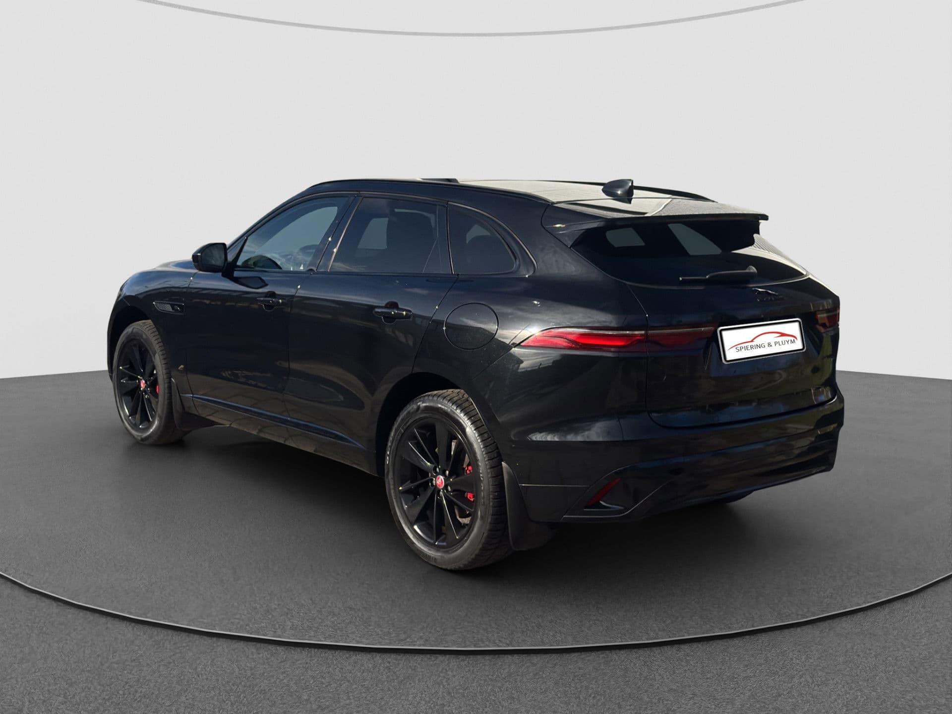 Jaguar F-Pace P400e R-Dynamic SE | Pano | Memory | Meridian | Camera | Adaptive thumbnail 10