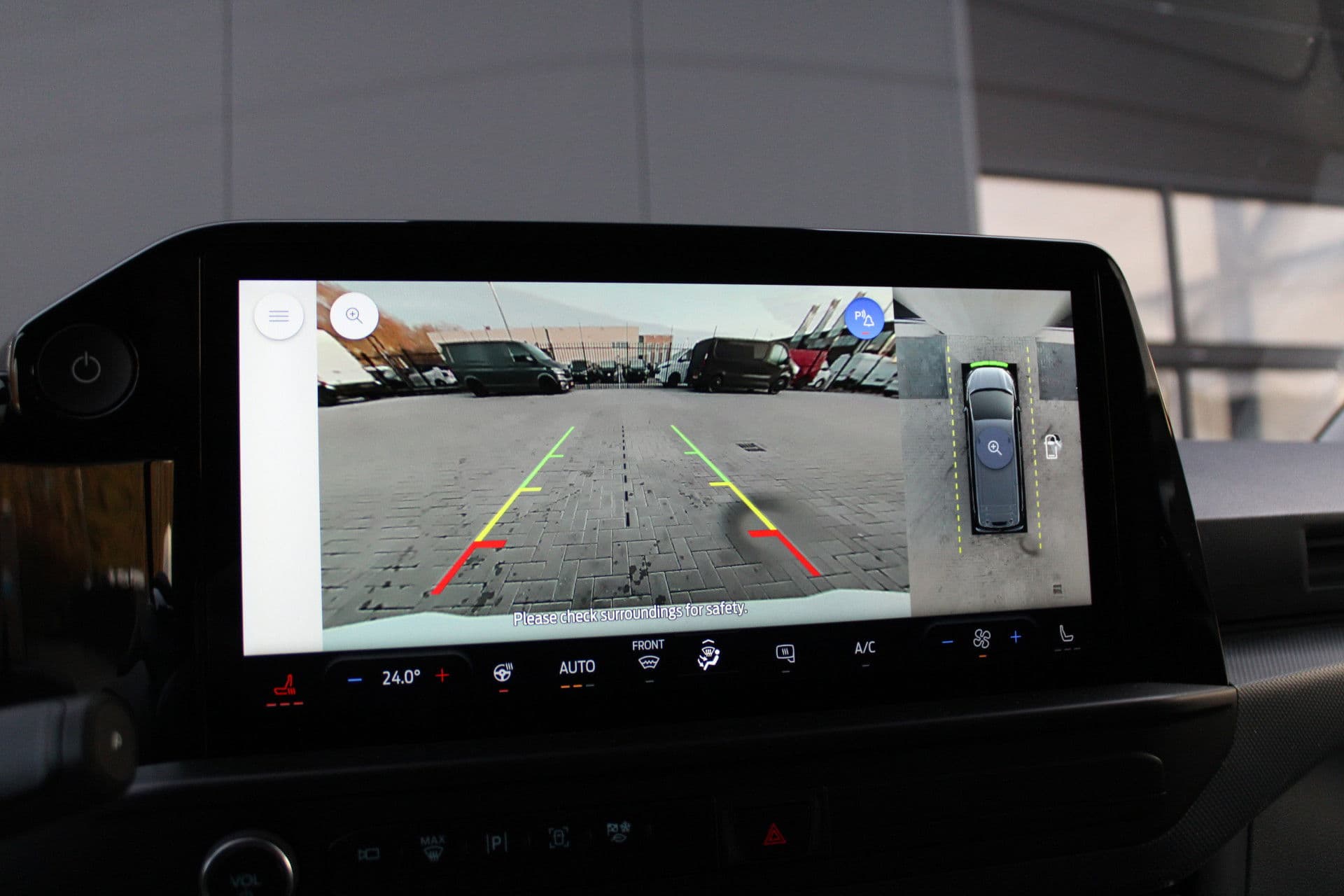 Ford E-Transit Custom 340 L2H1 Limited 65 kWh 218pk - LED - 360 Camera - B&O - ACC - Navi - Stoel/Stuurverwarming - Rijklaar thumbnail 29