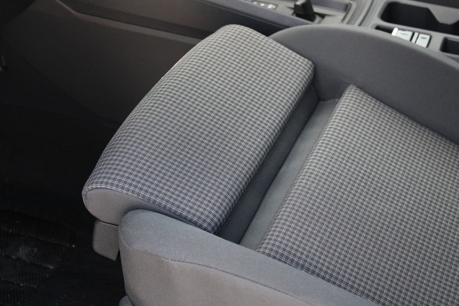 Volkswagen Caddy Cargo 2.0 TDI 122pk DSG7 - Carplay - Adaptive Cruise - Trekhaak - Navigatie - Dig. cockpit - Ergocomfort stoel - Stoelverwarming - Rijklaar thumbnail 20