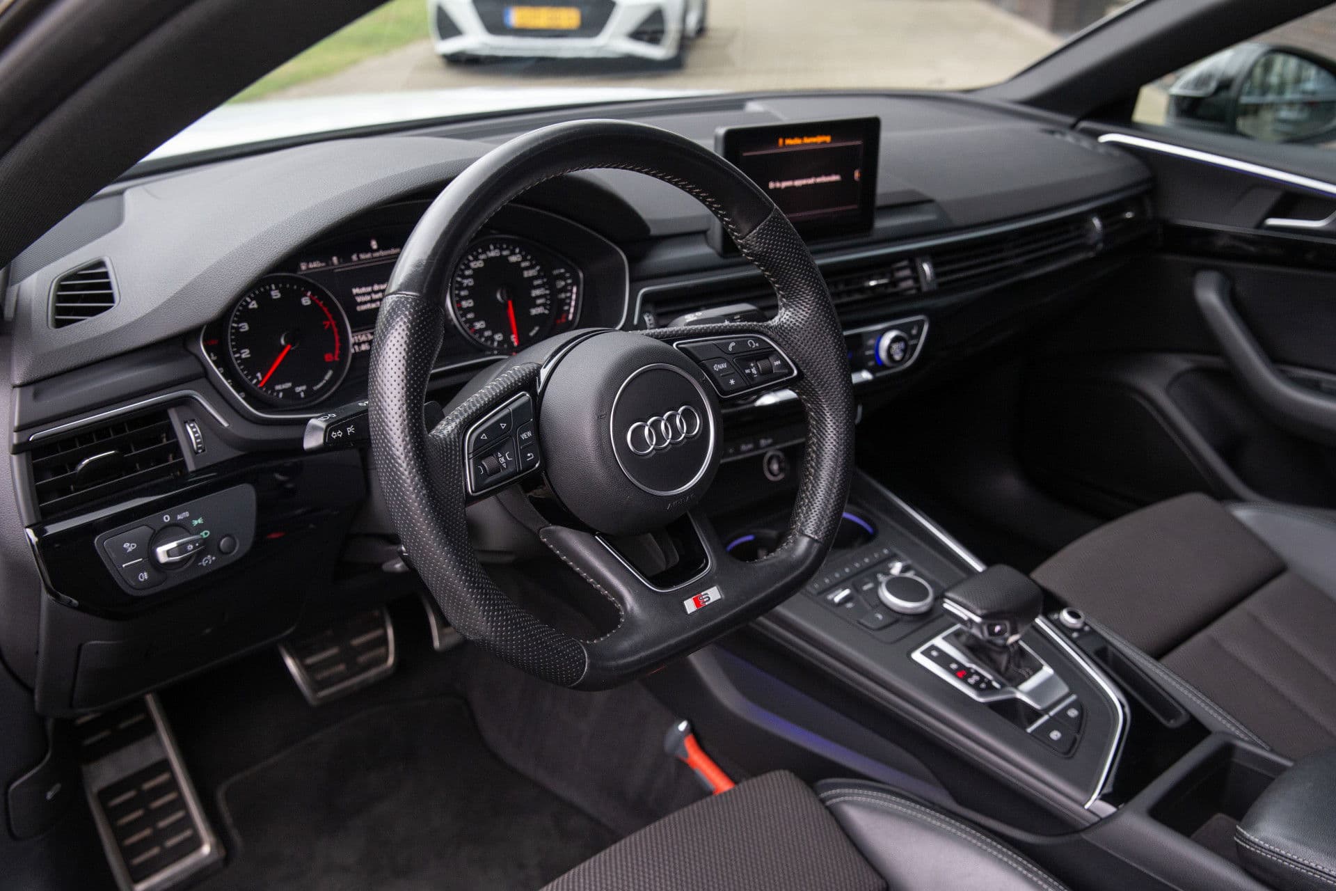 Audi A5 Sportback 40 TFSI Sport S-line Edition , Panoramadak, Carplay, Stoelverwarming thumbnail 5