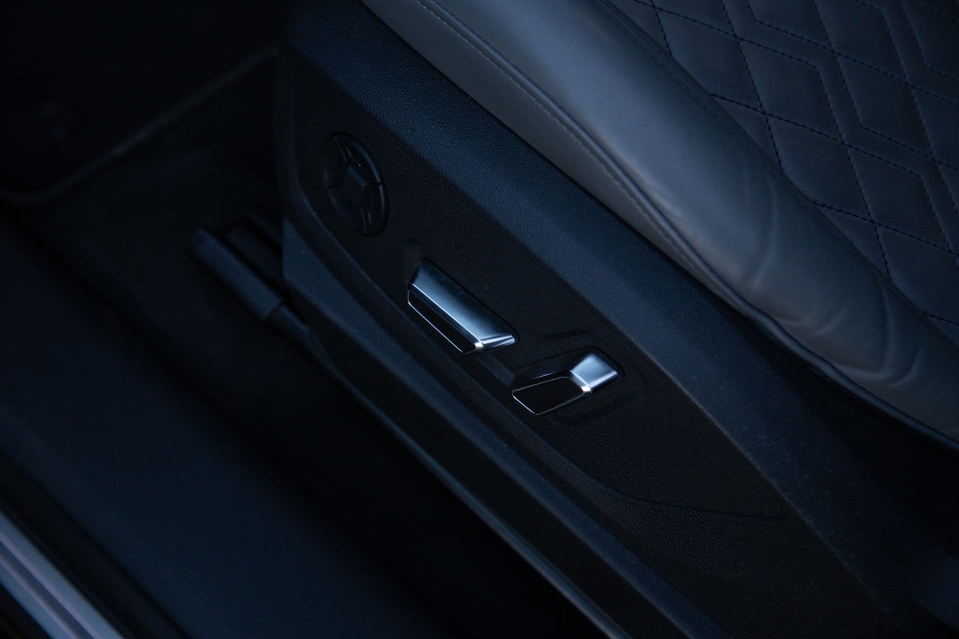 Audi E-tron S quattro 95 kWh , Trekhaak, Panoramadak, Adaptive cruise, 360-graden camera, thumbnail 37