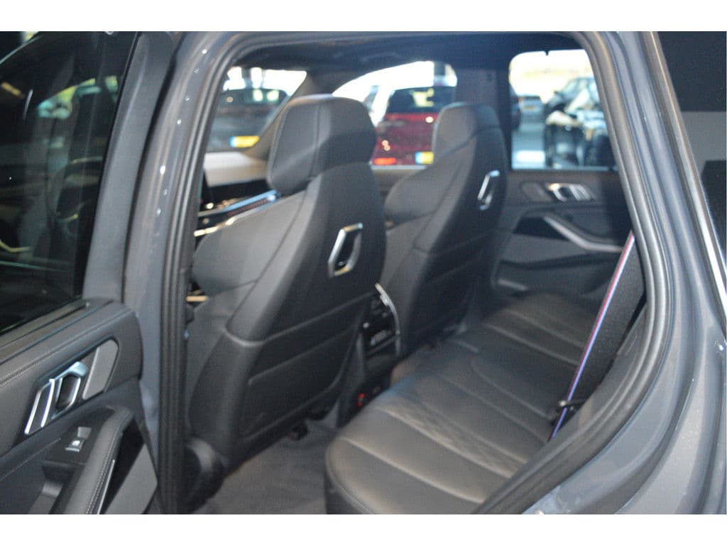 BMW X5 xDrive50e M-SPORT pano head up 360 camera 22 inch !! thumbnail 28