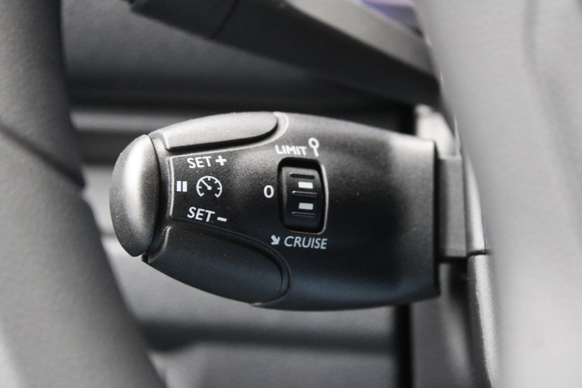 Citroën Ë-Jumpy L2 136 75 kWh 136pk - Cruise - Airco - PDC - Bluetooth - DAB - Rijklaar thumbnail 19