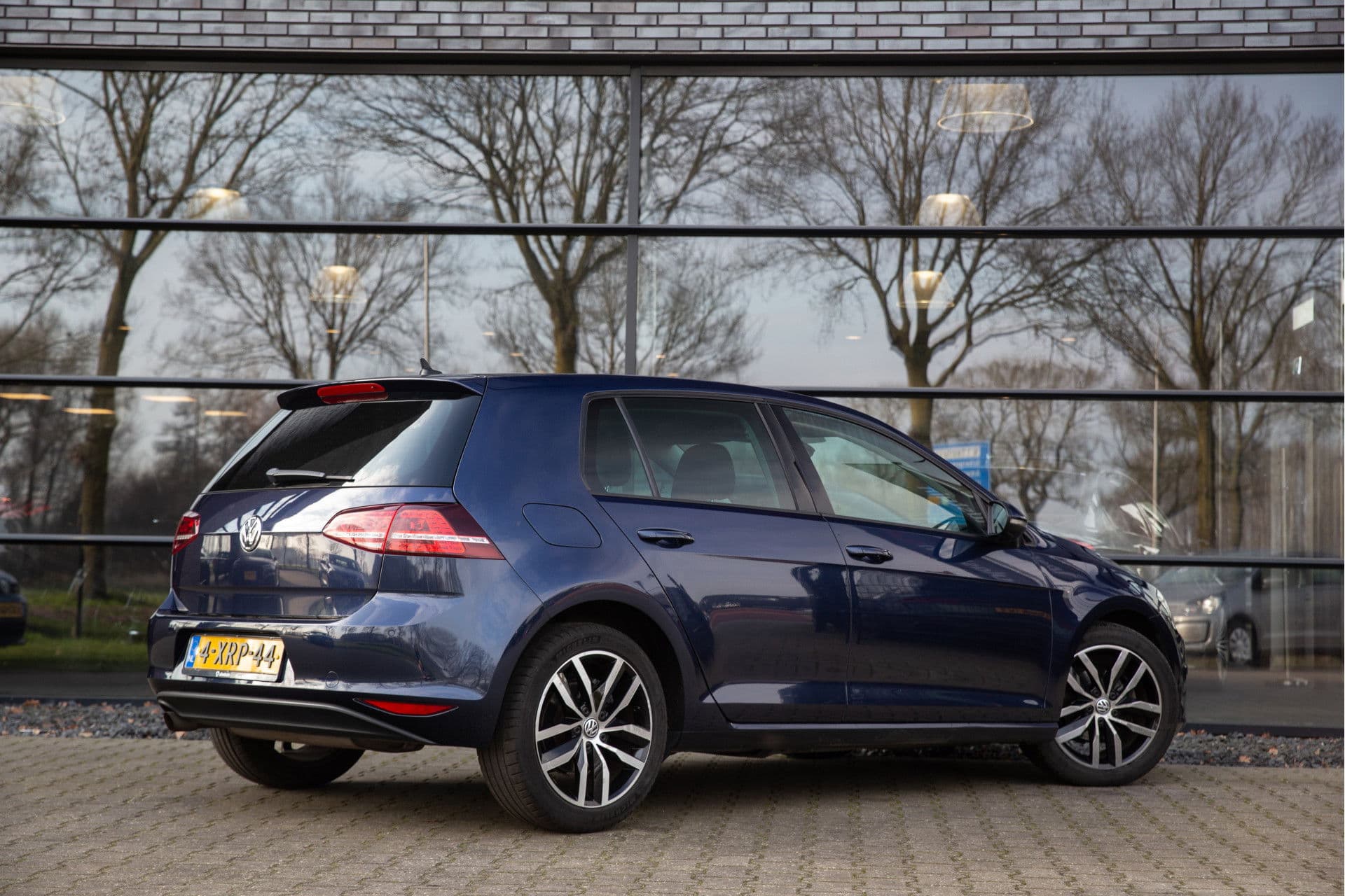 Volkswagen Golf 1.2 TSI Highline , Stoelverwarming, Achteruitrijcamera, Navigatie, thumbnail 2