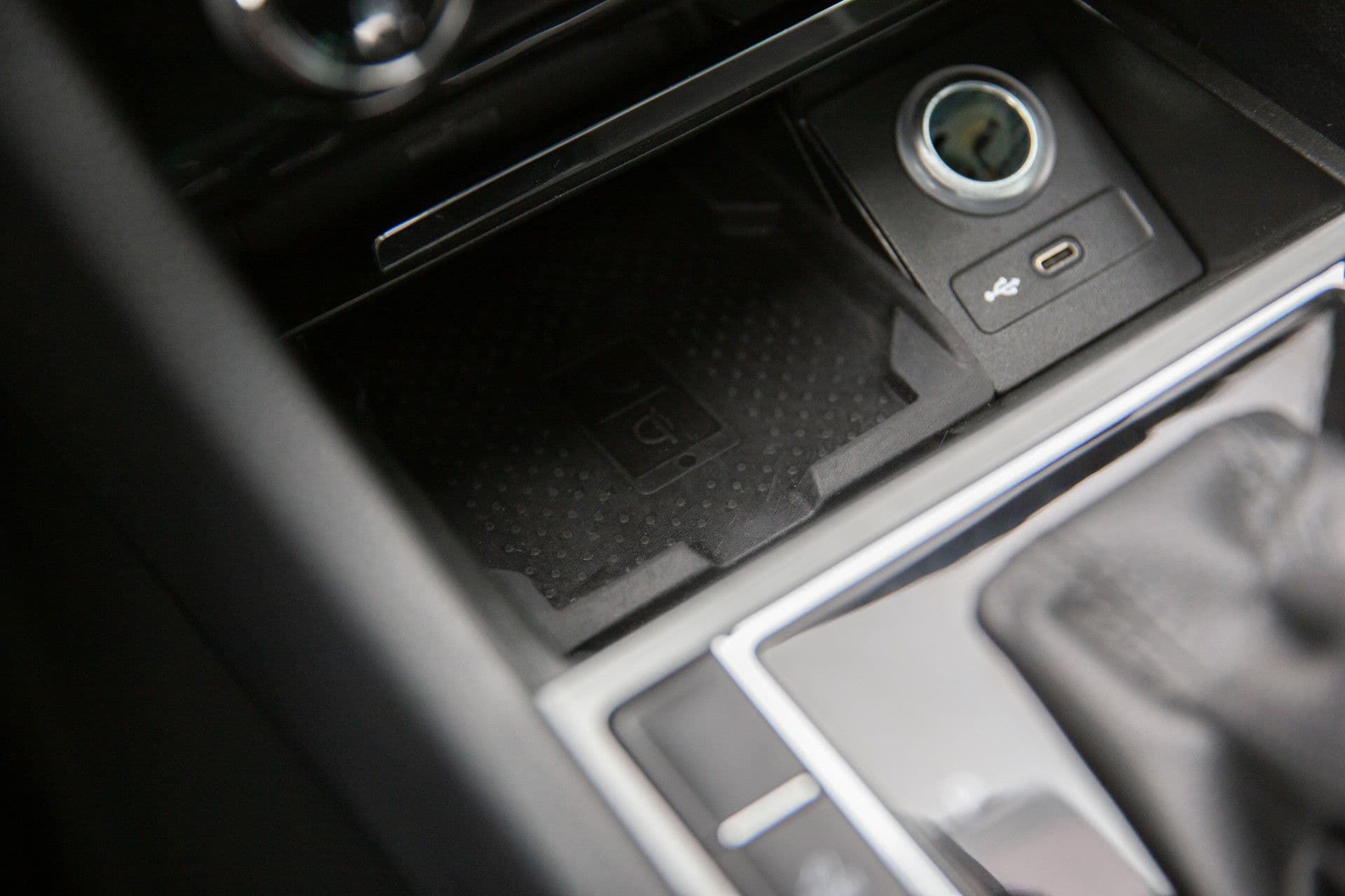 Škoda Superb Combi 1.4 TSI iV Business , Memory, Canton, Carplay, Camera thumbnail 23