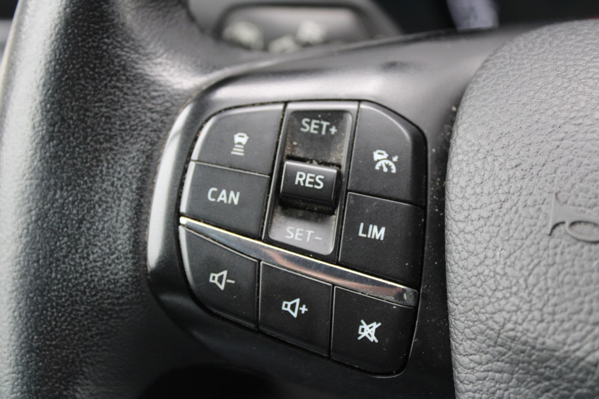 Ford Transit Custom 320 2.0 TDCI L1H1 Tourneo 170pk - Automaat - Leder - ACC - 1+1 stoelopstelling - Bi-Xenon -Stoelverwarming - Rijklaar thumbnail 22