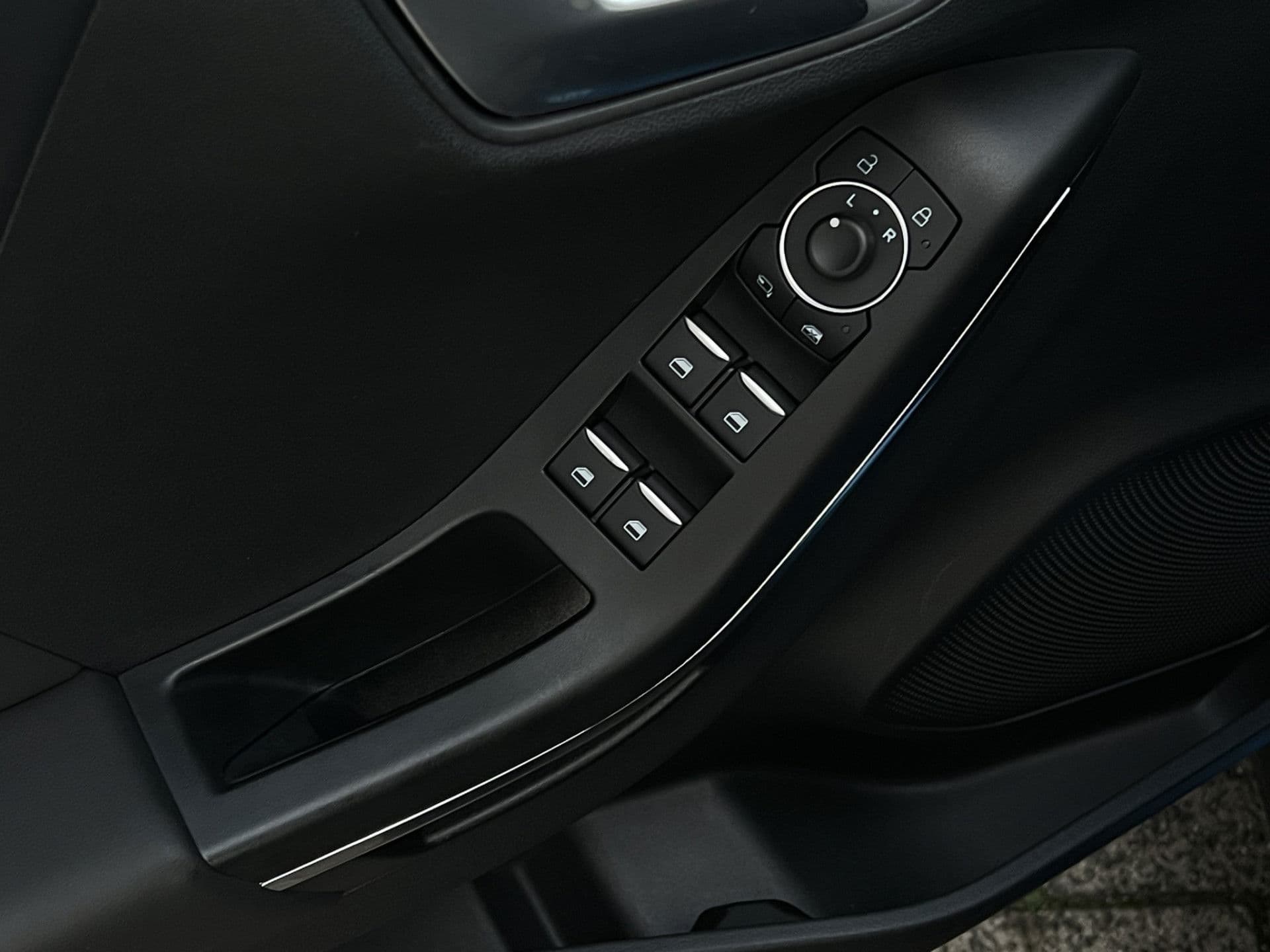 Ford Puma 1.0 EcoBoost Hybrid ST-Line X | Pano | B&O | Dodeh | Elek acherklep | thumbnail 16