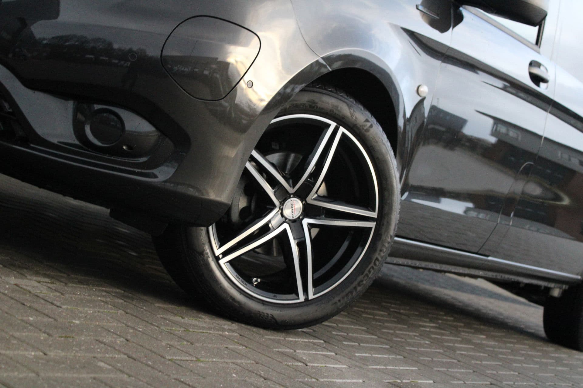 Mercedes-Benz EVito Extra Lang 66 kWh 116pk - Leder - Camera - LED - Carplay/Android - PDC - Stoelverwarming - Snelladen - Rijklaar thumbnail 10