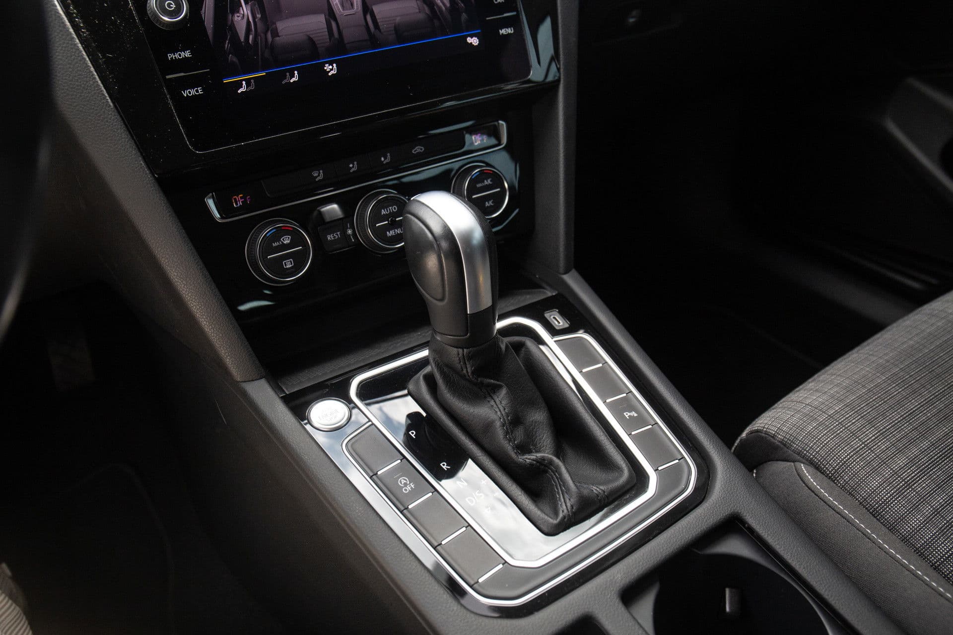 Volkswagen Passat Variant 1.5 TSI Comfort Business , Adaptive cruise, Carplay, Keyless entry, thumbnail 12