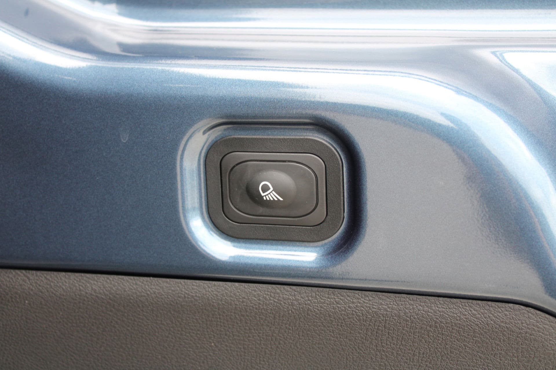 Ford Transit 350 2.0 TDCI L3H2 Limited 165pk - LUCHTVERING - ACC - Blind Spot - 360 camera - Navigatie - Stoel-Stuurverwarming - Trekhaak - Rijklaar thumbnail 33